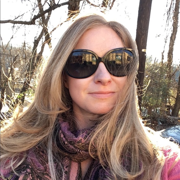 Meet your Posher, Kelly - Picture 1 of 1